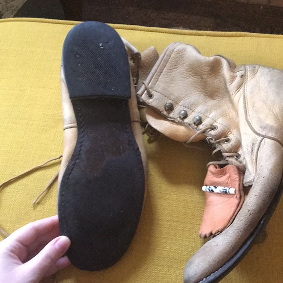 Tan Boots - Picture 8 of 8